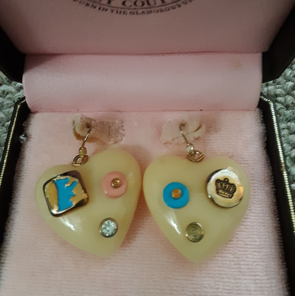 Earings